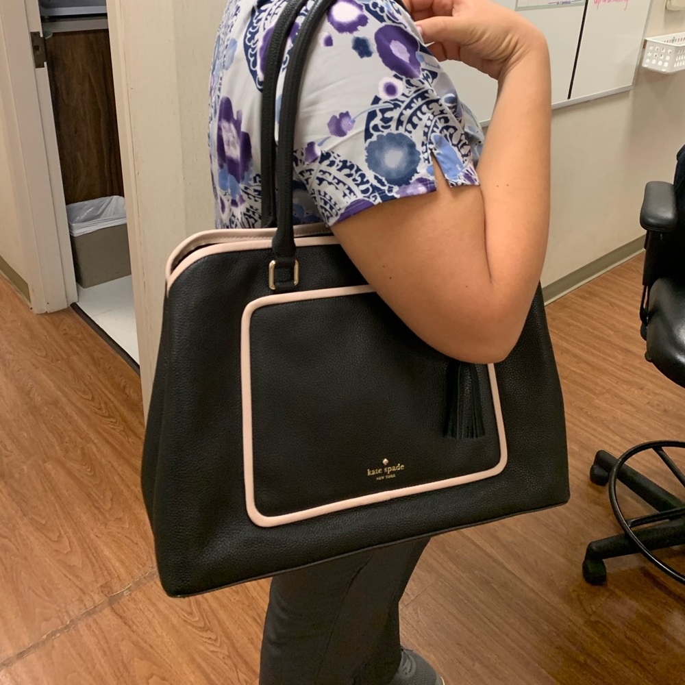 SOLD! Kate Spade Ward Place Large Evangelie